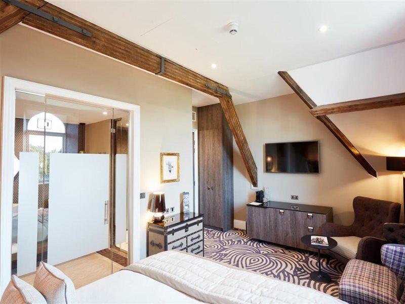 Oddfellows On The Park Cheadle  Exterior foto Suite at the Hotel de la Tour