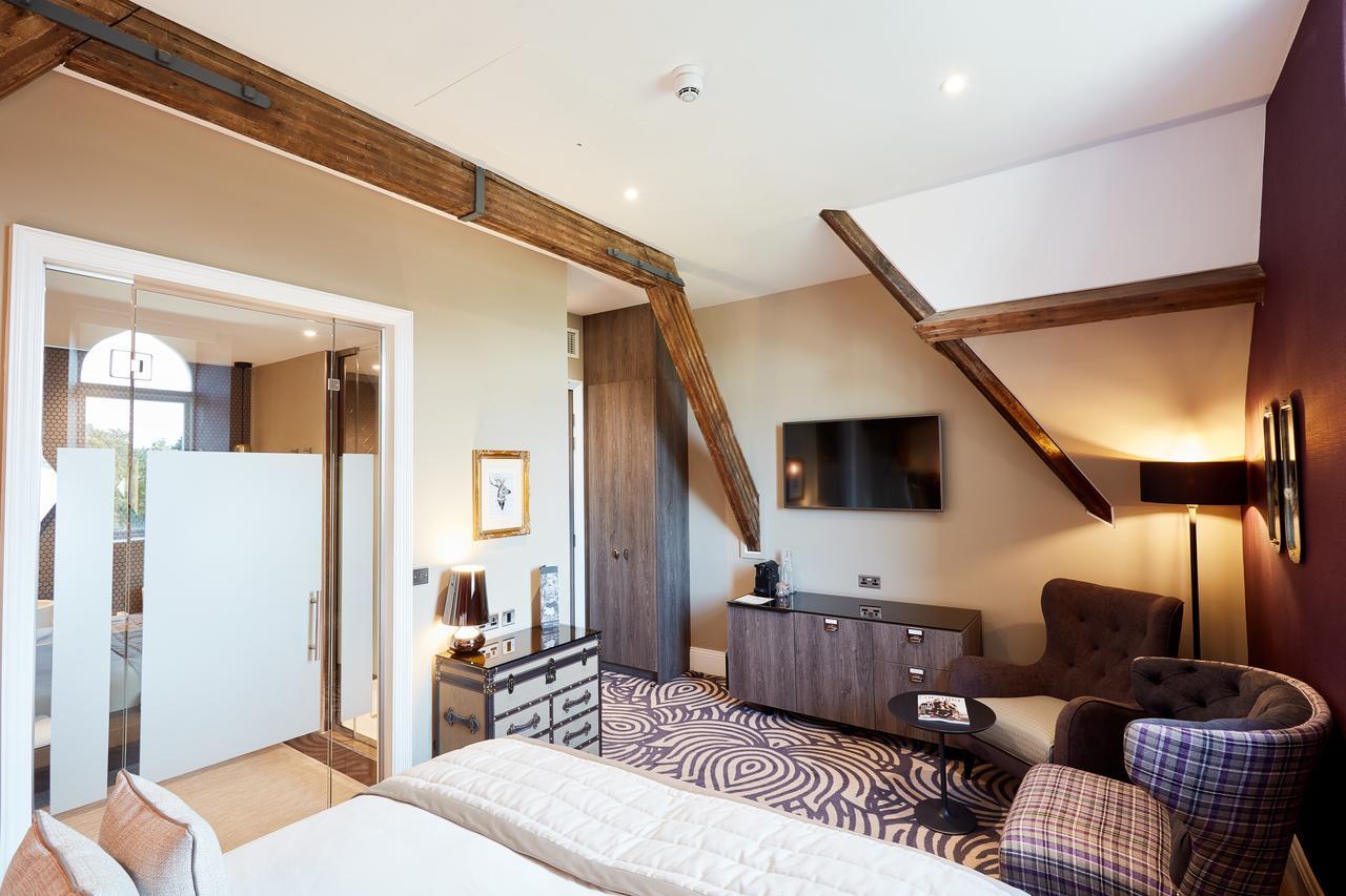 Oddfellows On The Park Cheadle  Exterior foto Suite at the Hotel de la Poste